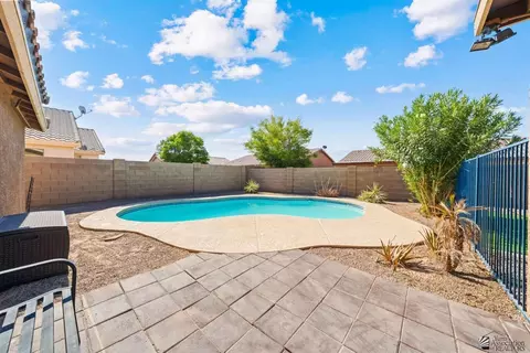 Exterior - 11543 E 34 Pl, Yuma, AZ 85367 photo 4 of 5