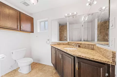 Bath - 11543 E 34 Pl, Yuma, AZ 85367 photo 3 of 4