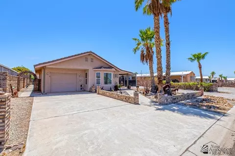 Exterior - 13613 E 48 St, Yuma, AZ 85367 photo 10 of 11