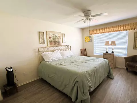 Bedroom - 11261 E 35 Pl, Yuma, AZ 85367 photo 1 of 7