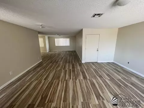 Living - 6337 E 43 St, Yuma, AZ 85365 photo 2 of 5