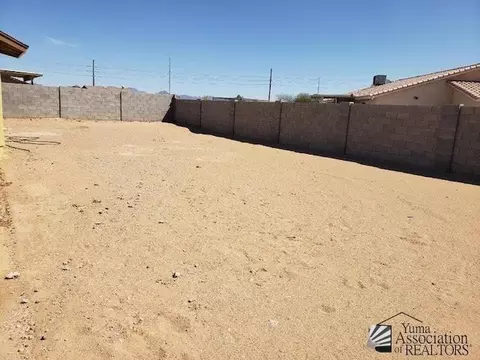 Exterior - 6337 E 43 St, Yuma, AZ 85365 photo 2 of 3