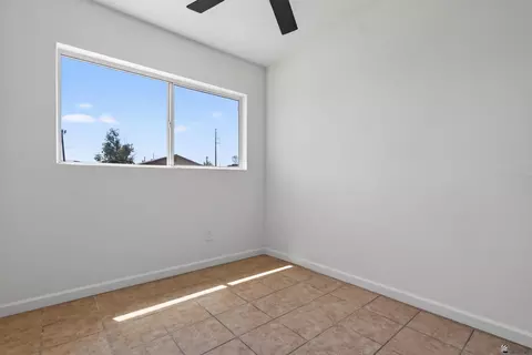 Bedroom - 2005 E La Mesa St, Yuma, AZ 85365 photo 10 of 12