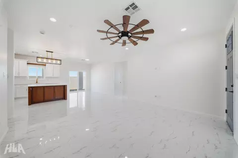 Living - 10660 E 45 St, Yuma, AZ 85365 photo 2 of 4