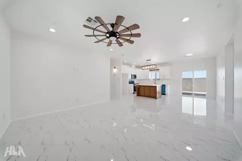 Living - 10660 E 45 St, Yuma, AZ 85365 photo 1 of 4