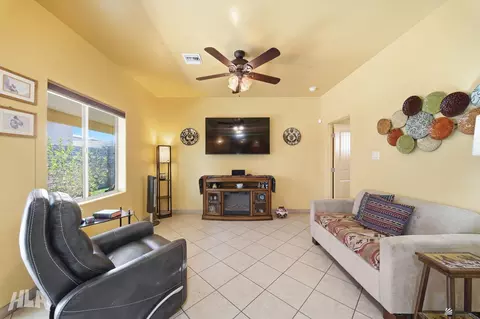 Living - 14805 E 53 St, Yuma, AZ 85367 photo 2 of 4