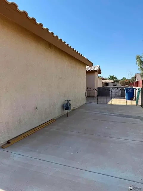 Exterior - 5365 E 33 Ln, Yuma, AZ 85365 photo 10 of 10