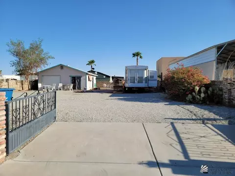 13223 E 45 Ln, Yuma, AZ 85367 photo 2
