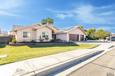 Exterior - 1958 S 37 Ave, Yuma, AZ 85364 photo 2 of 7
