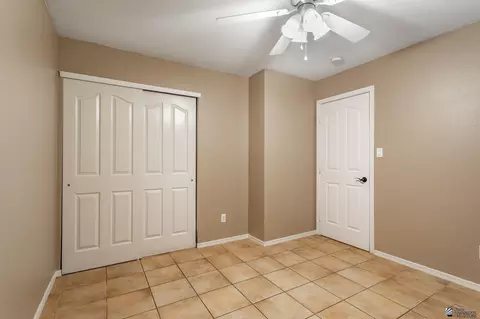 Bedroom - 1958 S 37 Ave, Yuma, AZ 85364 photo 2 of 5
