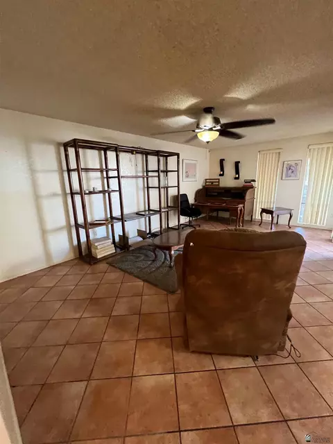 1407 E Cypress Pt, Yuma, AZ 85365 photo 5