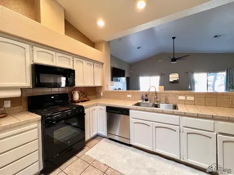 Kitchen - 8330 E Topeka Pl, Yuma, AZ 85365 photo 3 of 3