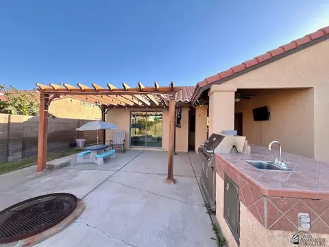 Exterior - 8330 E Topeka Pl, Yuma, AZ 85365 photo 8 of 10
