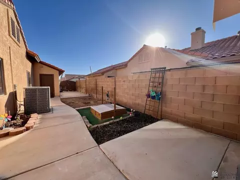 Exterior - 8330 E Topeka Pl, Yuma, AZ 85365 photo 9 of 10