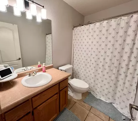 Bath - 8330 E Topeka Pl, Yuma, AZ 85365 photo 1 of 4