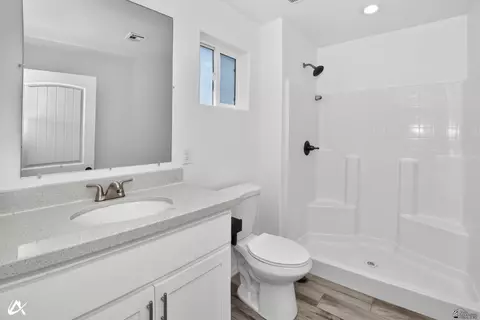 Bath - 2231 E 14 St, Yuma, AZ 85365 photo 1 of 2