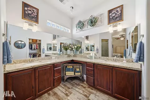 Bath - 7865 E 36 Pl, Yuma, AZ 85365 photo 1 of 5