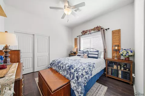 Bedroom - 7865 E 36 Pl, Yuma, AZ 85365 photo 4 of 4