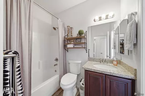 Bath - 7865 E 36 Pl, Yuma, AZ 85365 photo 5 of 5