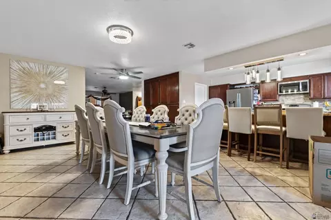 Dining - 7338 E 25 Pl, Yuma, AZ 85365 photo 2 of 3