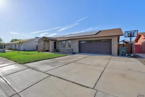 Exterior - 7338 E 25 Pl, Yuma, AZ 85365 photo 2 of 7