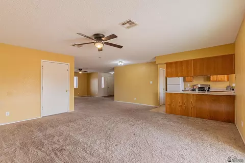 Living - 7465 E 26 St, Yuma, AZ 85365 photo 2 of 9