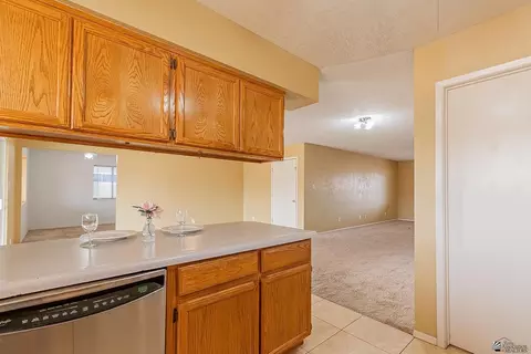 Kitchen - 7465 E 26 St, Yuma, AZ 85365 photo 2 of 3