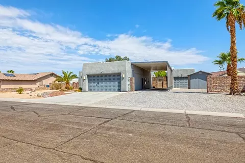 Exterior - 13902 E 53 Dr, Yuma, AZ 85367 photo 9 of 13