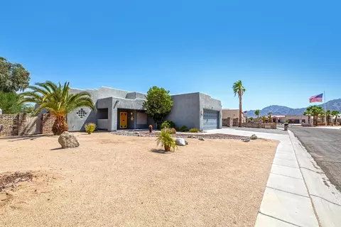 Exterior - 13902 E 53 Dr, Yuma, AZ 85367 photo 11 of 13