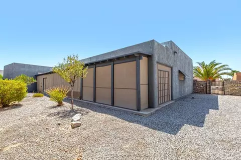 Exterior - 13902 E 53 Dr, Yuma, AZ 85367 photo 6 of 13
