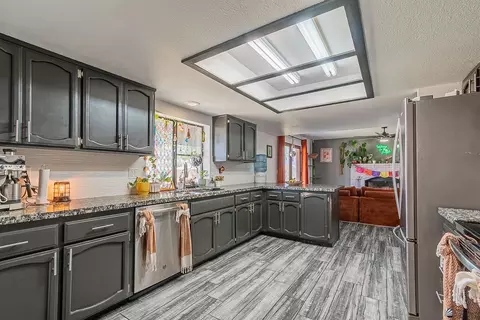Kitchen - 2109 E 27 St, Yuma, AZ 85364 photo 1 of 3
