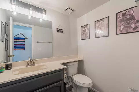 Bath - 2109 E 27 St, Yuma, AZ 85364 photo 1 of 5