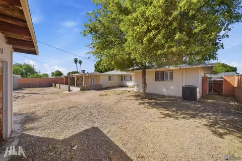 Exterior - 2199 E 25 Pl, Yuma, AZ 85365 photo 5 of 6