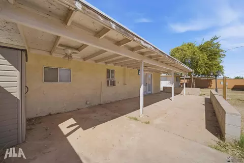 Exterior - 2199 E 25 Pl, Yuma, AZ 85365 photo 2 of 6