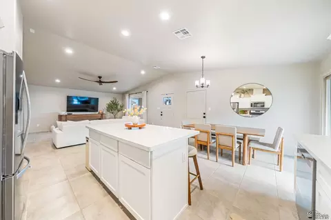 Kitchen - 11635 E 34 St, Yuma, AZ 85367 photo 4 of 4