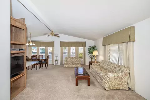 907 W Riverview Pl, Yuma, AZ 85365 photo 13