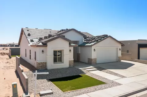 Exterior - 10753 E 45 St, Yuma, AZ 85367 photo 2 of 4