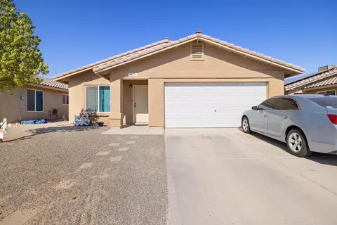 3828 S Desert Oasis Dr, Yuma, AZ 85365