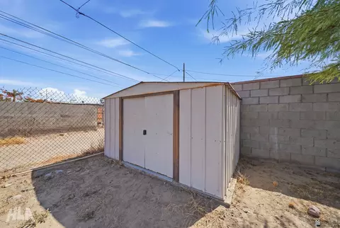 Exterior - 1304 E 25 St, Yuma, AZ 85365 photo 7 of 10