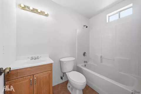 Bath - 1304 E 25 St, Yuma, AZ 85365 photo 1 of 2
