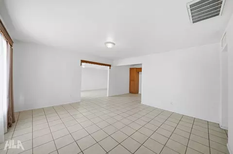 Living - 1304 E 25 St, Yuma, AZ 85365 photo 1 of 8
