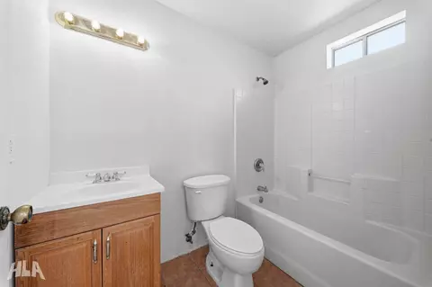 Bath - 1304 E 25 St, Yuma, AZ 85365 photo 1 of 2