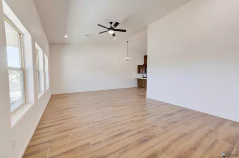 Living - 7510 E 24 Pl, Yuma, AZ 85365 photo 1 of 4