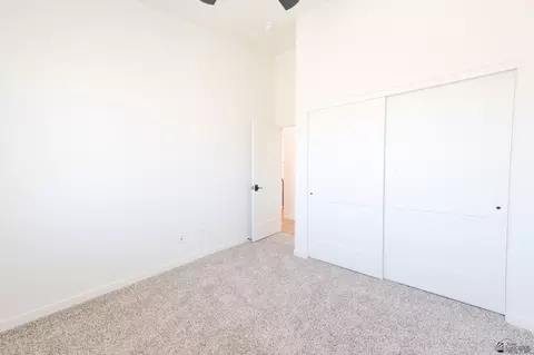 Bedroom - 7510 E 24 Pl, Yuma, AZ 85365 photo 2 of 7