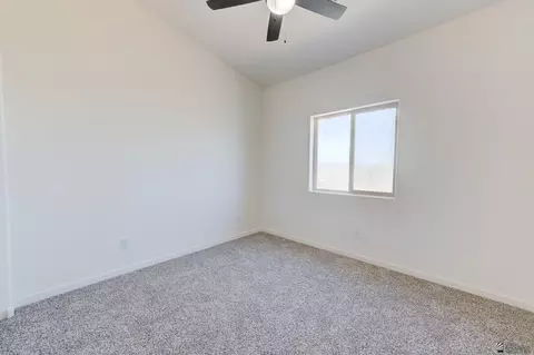 Bedroom - 7510 E 24 Pl, Yuma, AZ 85365 photo 3 of 7