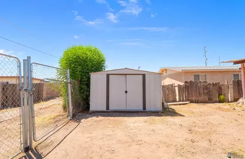 Exterior - 4357 W 8 St, Yuma, AZ 85364 photo 6 of 6
