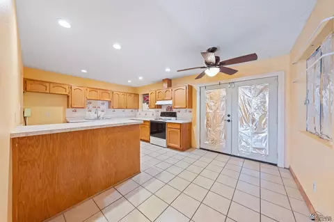 Kitchen - 4357 W 8 St, Yuma, AZ 85364 photo 1 of 3