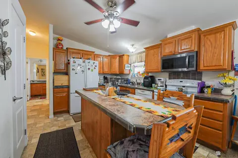 30311 E Quail Trl, Wellton, AZ 85356
