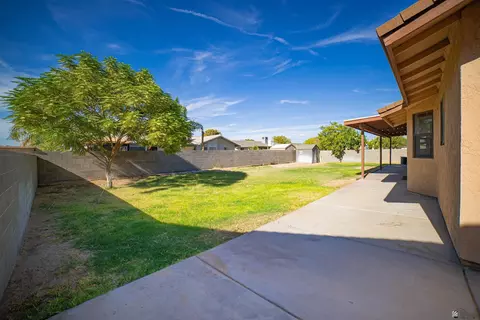 Exterior - 3420 E Rubio Ln, Yuma, AZ 85365 photo 4 of 9