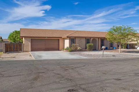 Exterior - 3420 E Rubio Ln, Yuma, AZ 85365 photo 8 of 9